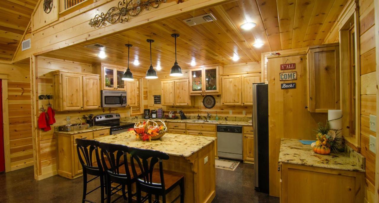 Shine On Harvest Moon W Bbq Villa Broken Bow Exterior foto